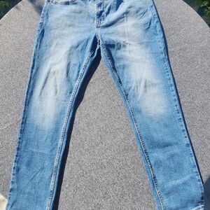 Goodfellow & Co Light Blue Relaxed Jeans